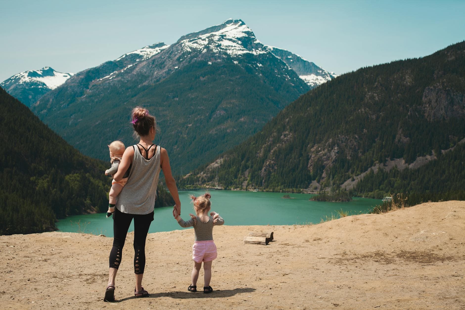 Wandelen met kinderen in Montenegro: routes en tips voor je volgende reis