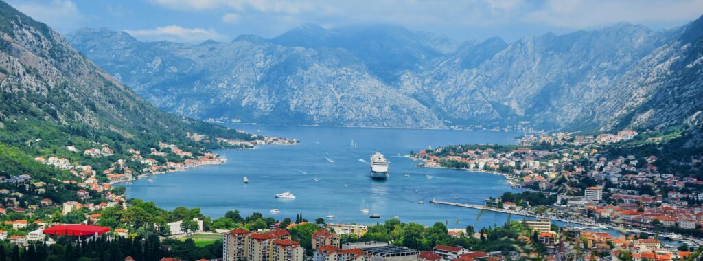 From the Bay of Kotor to Lake Skadar – Historical trade and military trails