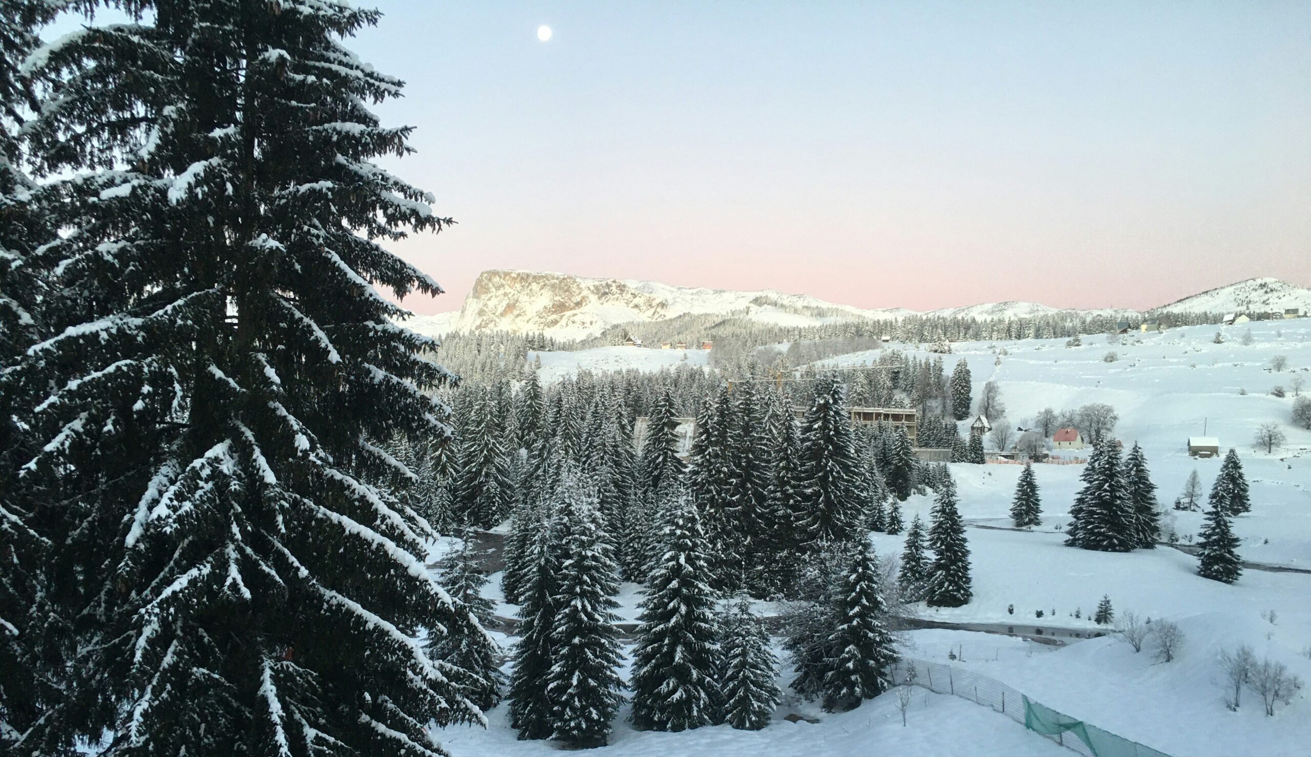 montenegro weather in february